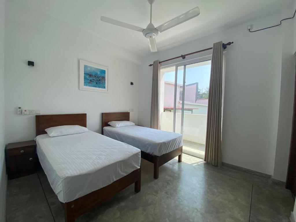 Hotel Kalan Mirissa Esterno foto