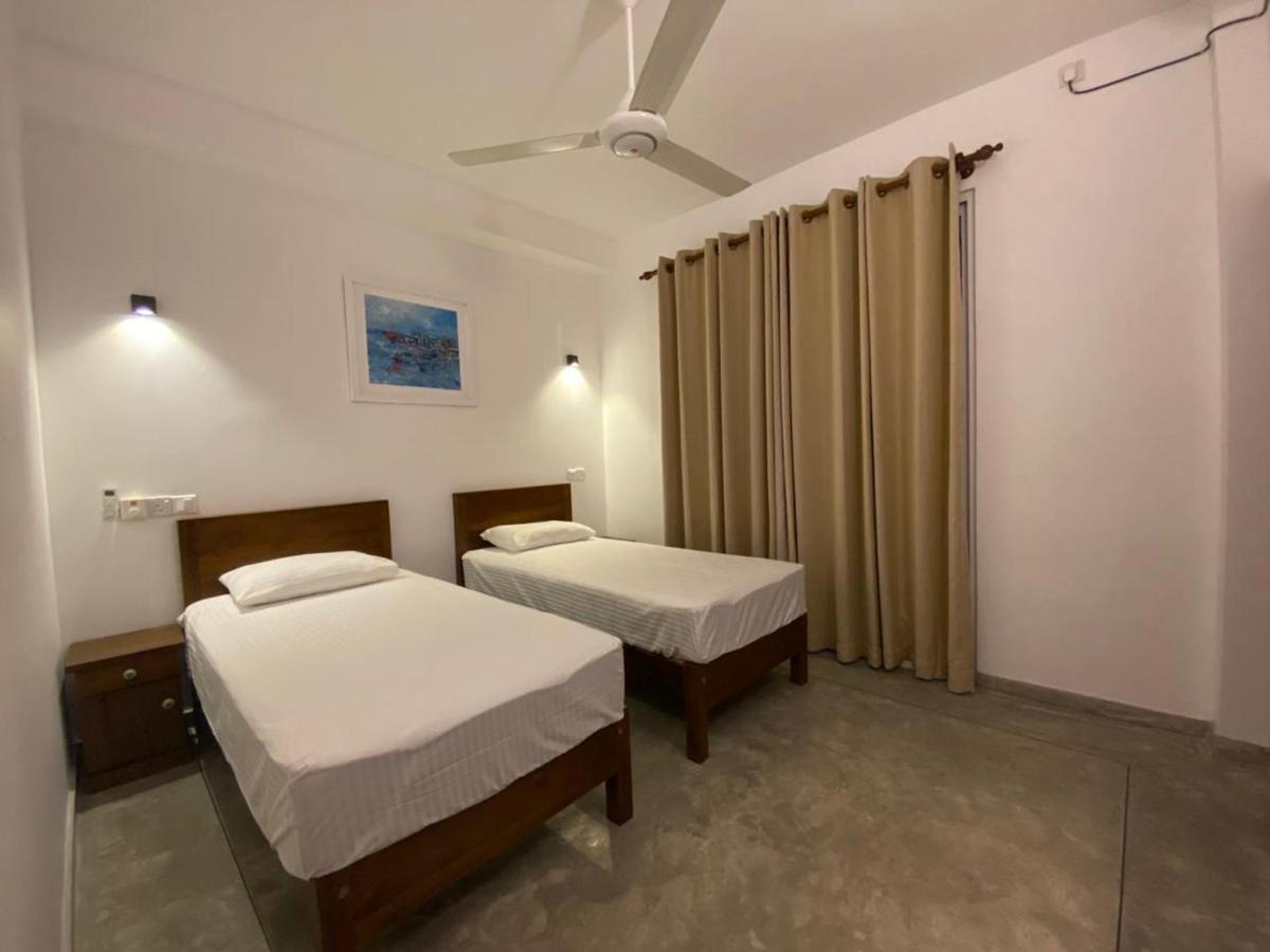 Hotel Kalan Mirissa Esterno foto